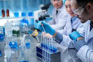 Công ty Nutifood đến thảo luận và làm việc với khoa SH-CNSH